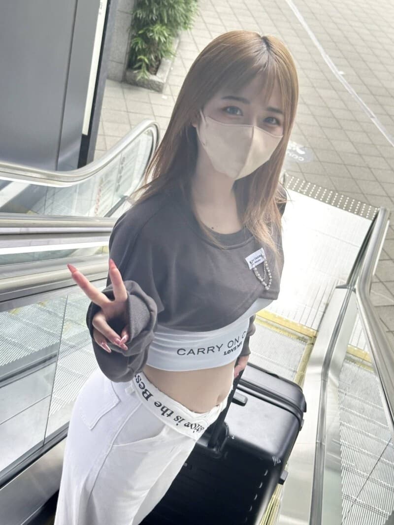 FC2-PPV-4693309 Big-Breasted Beauty Influencer Raw Creampie Shoot