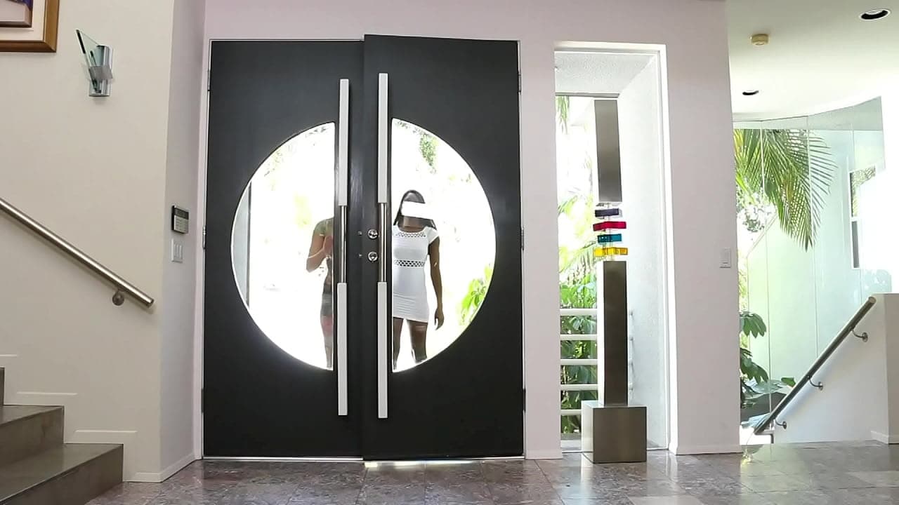 She Needs A Dick To Fuck