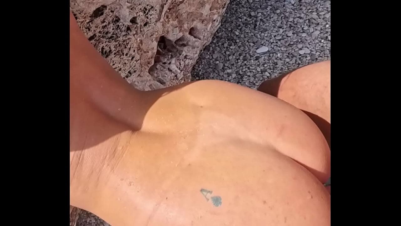 British Redhead’s RISKY Beach Blowjob Fuels WILD Doggy & Cum in Mouth!